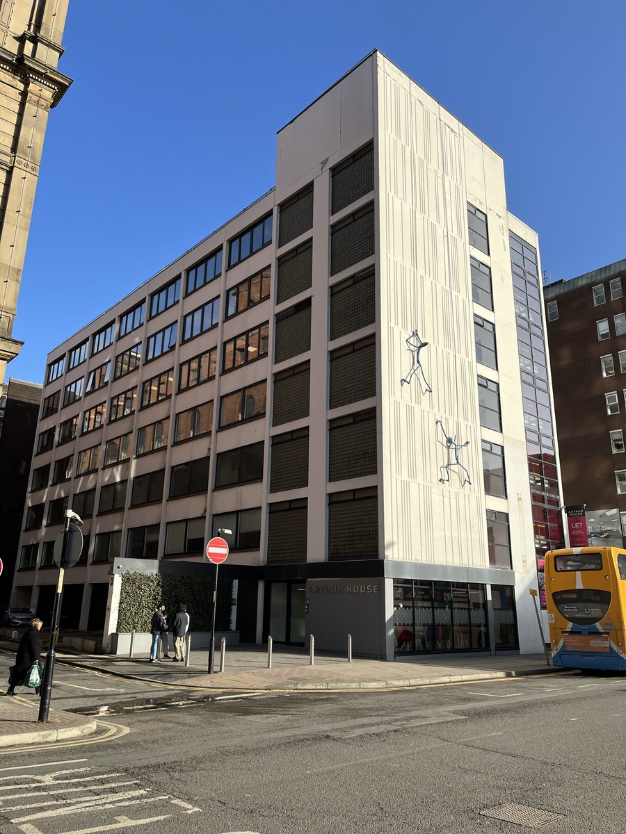 16realestate's tweet photo. Arthur House, Manchester

We are looking forward to transforming this tired asset in the City Centre..... https://t.co/x3V6fuDAQ1