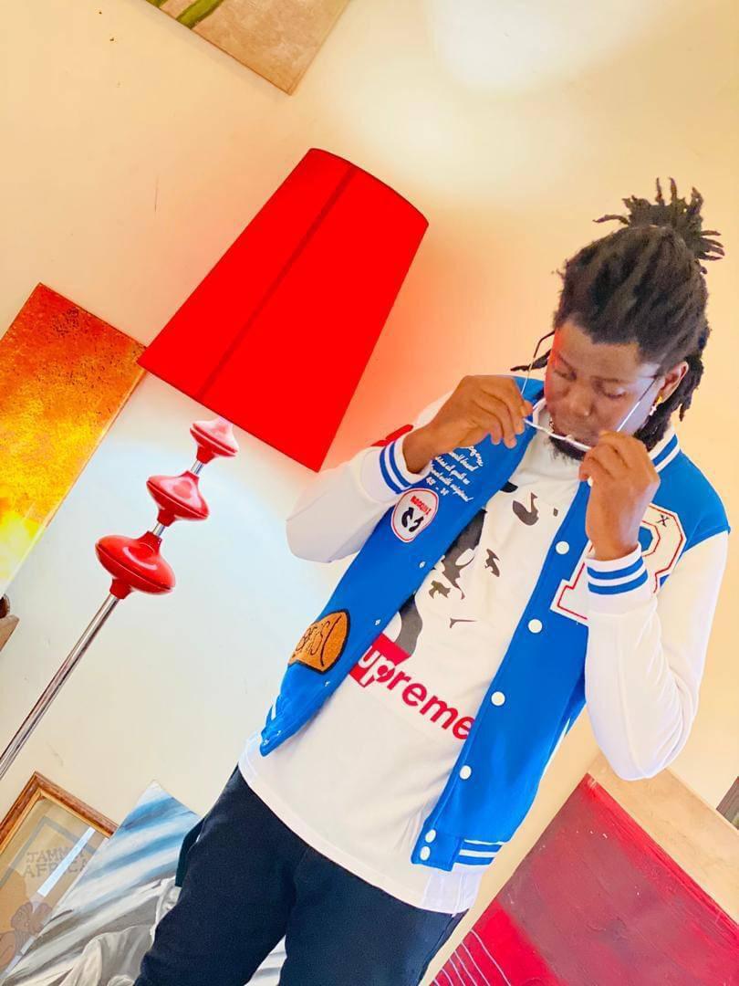 BILLSONB1's tweet photo. #ALDYCE 
Freetown Finest
Hosting his Musical concert 
On the 28th April 2023 at family kingdom
Please safe the date and don't miss out
It gonna be massive
Entrance fee 50K 
Small money n enjoy big and comfortable
Kindly follow my page please 😊🙏
For more updates
@AlDyce https://t.co/llO2tn6uoh
