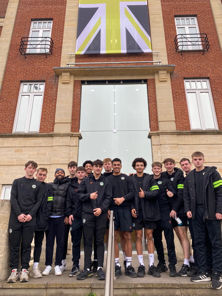 Chris Courtney tweet media