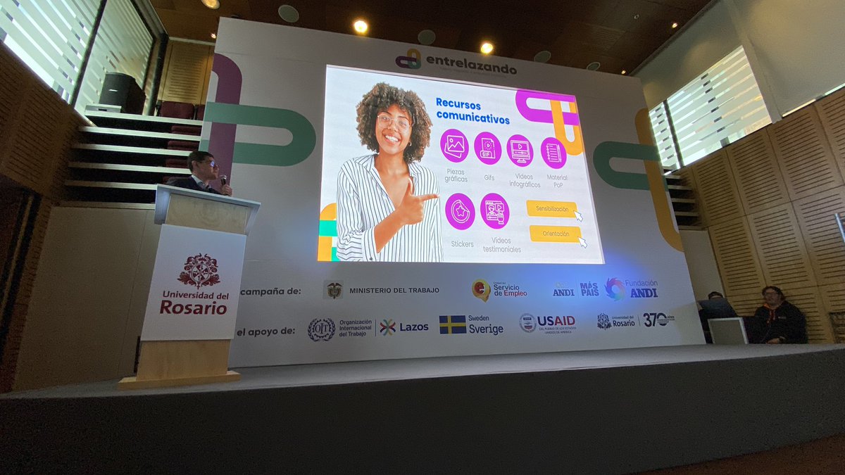 ANDI_Colombia's tweet photo. “Entrelazando” busca que los generadores de empleo conozcan los beneficios que las personas trabajadoras migrantes aportan al país y a las empresas que las vinculan.
#RSEANDI @FundacionANDI #EntrelazandoTalentoMigrante https://t.co/fytKla1oY2