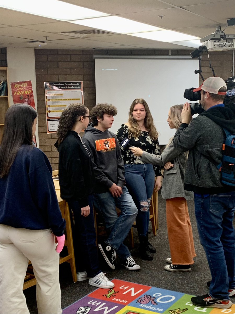 Thanks to <a href="/Fox10Danielle/">Danielle Miller FOX10</a> for coming out to <a href="/CDS_TUHSD/">Corona del Sol High School</a> this morning &amp; speaking with our students who are developing an anti-fentanyl marketing campaign called #NoSecondChance