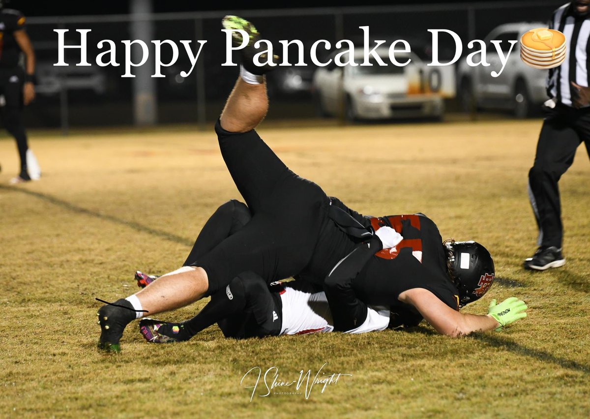 Dylan_Wagner_'s tweet photo. Just ask my competitors my favorite move 🥞🥞🥞#trenchgang #PancakeDay #pancakelover @NBbearsFB @Coach_TNowell @ravafit @GEMCLASS_ @touchdownfriday @BrianNorth4 @Ebrooks6Ed @CoastalPlainsSR @252_the https://t.co/07FbVLa0Gy