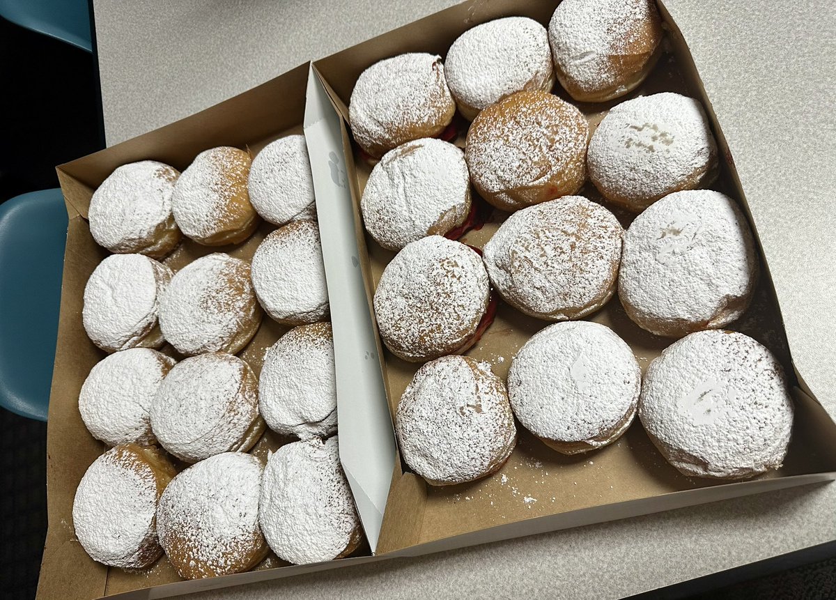 Paczkis and PD today in the Coaches Corner during lunch periods! Come fatten up your curriculum and your Tuesday.