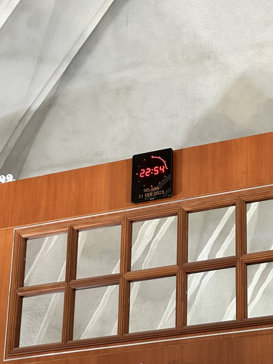 Meeting adjourned at 2254hrs #Parliament #parlimenmalaysia