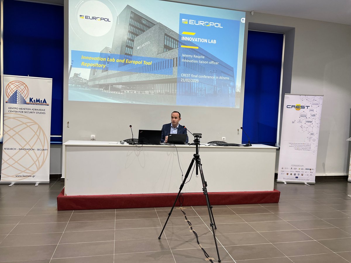 CrestProject's tweet image. Mr. Jeremy Kespite (#Europol) takes the stand to present Europol’s Innovation Labs and the pertinent Repository of Tools 
#crest #crestconference #security #IoT #euproject #publicspacesprotection #crossbordercrime #counterterrorism #europol #innovationlabs #repositoryoftools