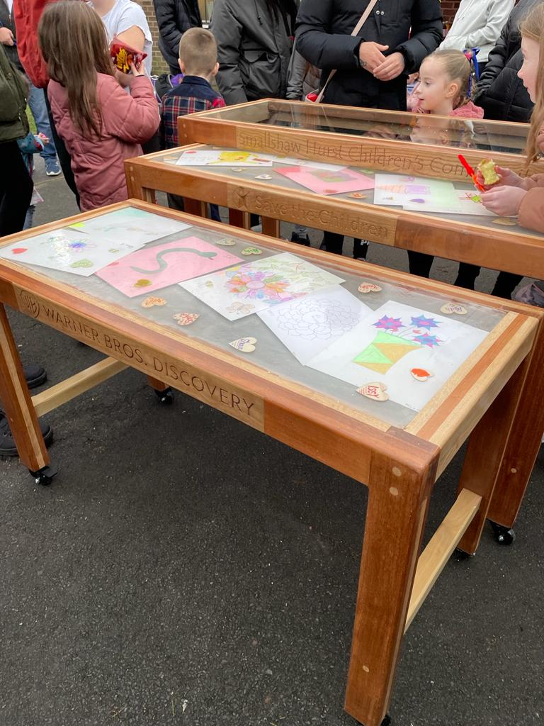 smallshawhurst's tweet photo. Thank you to everyone who came down yesterday for the big @DiscoveryUK  reveal HUGE thanks to @restoreralex for the absolutely beautiful tables they are going to be used so much!!! @savechildrenuk #community #volunteers #children #HalfTerm https://t.co/mCEEAhUTd8