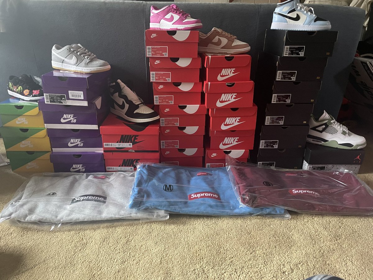 sneakerc tweet media