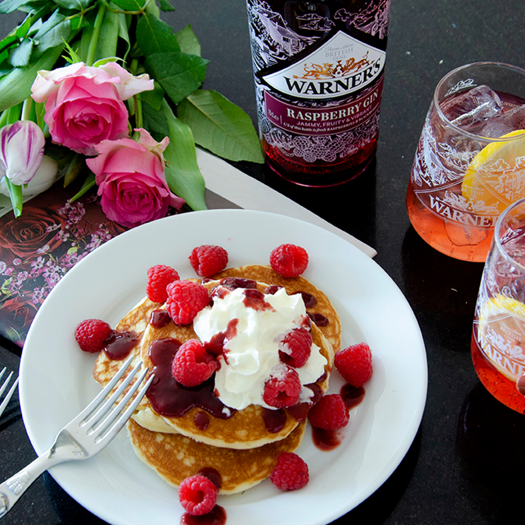 warnersgin's tweet photo. Our favourite pancakes come with fresh cream and raspberries 😍😱 and a side of our Raspberry Gin and tonic 😏
How are you eating yours? 🤤🤩
#warnersgin #realtastesbetter #countrysidegin #pancakeday #pancakeinspo #raspberrygin #fruitygin https://t.co/fFT0xFGV4B