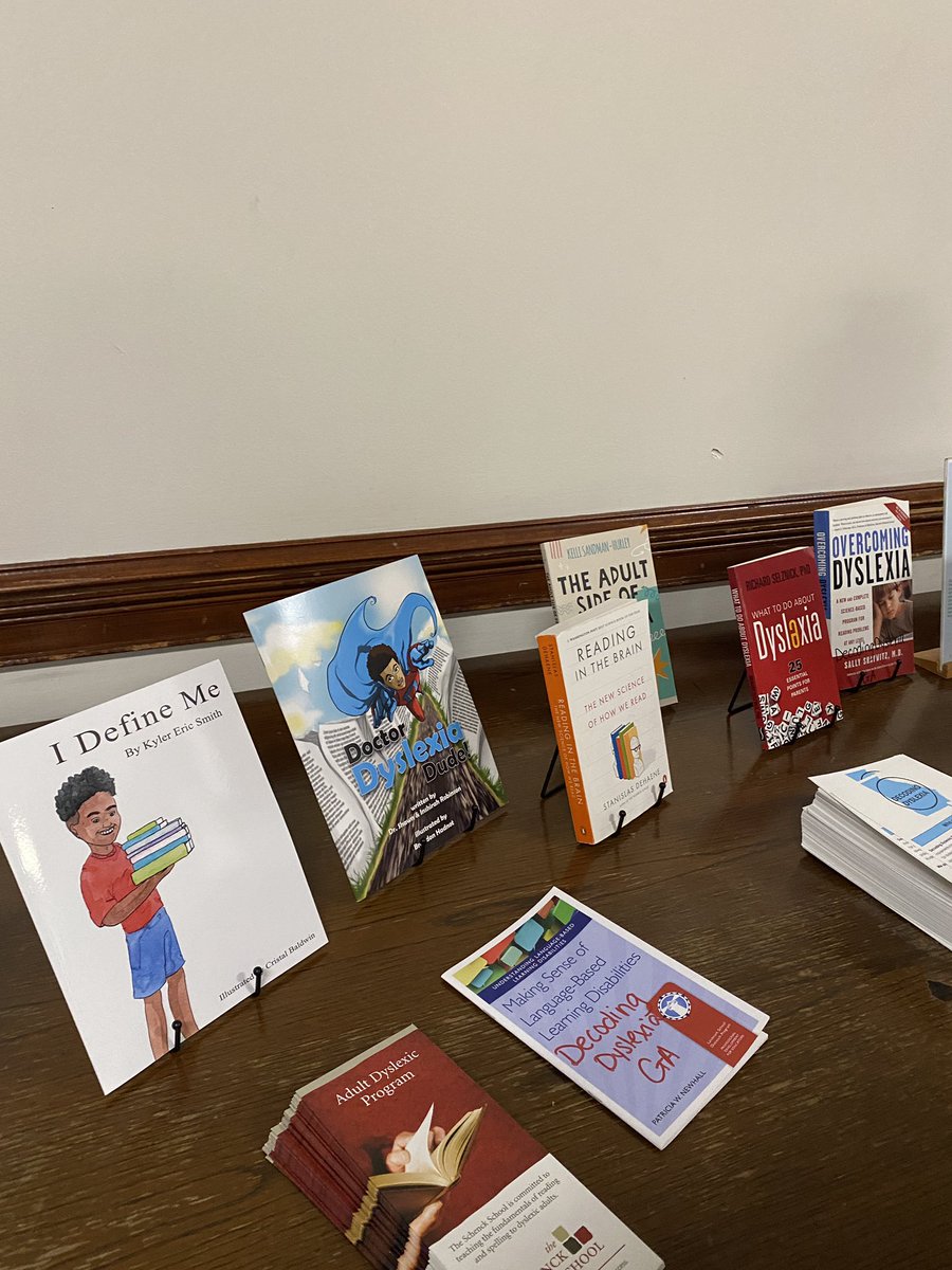 LauraTJudge's tweet image. Here at the Capitol showing my daughter how to advocate for herself and her friends! #dyslexiaday2023 #decodingdyslexia #saydyslexia