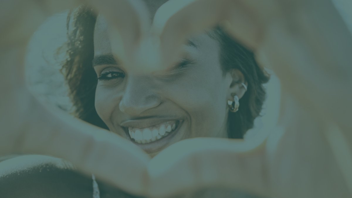 Pour souligner le #MoisDeLaSantéDuCoeur, nous explorons comment l’alcool peut affecter la santé du cœur, pourquoi limiter sa consommation d’#alcool est une pratique exemplaire, et comment donner un peu d’amour à votre #coeur. En savoir plus : bit.ly/412rVDo #SantéDuCoeur