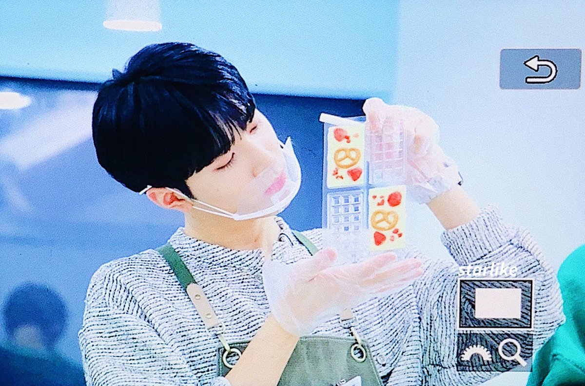 230221 사운드웨이브
집중모드하더니 잘만듬ㅇㅇ
#미래소년 #카엘 #MIRAE #KHAEL #카엘이미래다