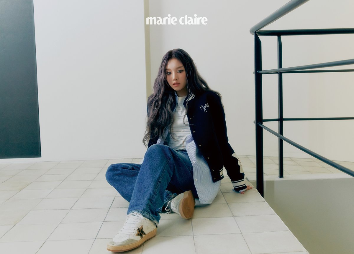 #제작협찬 #Coverstory #골든구스 와 함께 #마리끌레르 3월호 커버를 장식한 #여자아이들 #우기 와 #슈화 의 화보 컷을 공개합니다. 우기와 슈화가 착용한 골든 구스의 의상과 슈즈, 액세서리 컬렉션 제품들은 골든구스 매장에서 만나볼 수 있습니다. 곧 공개될 컨텐츠도 기대해주세요❤️
<a href="/G_I_DLE/">조명철</a>