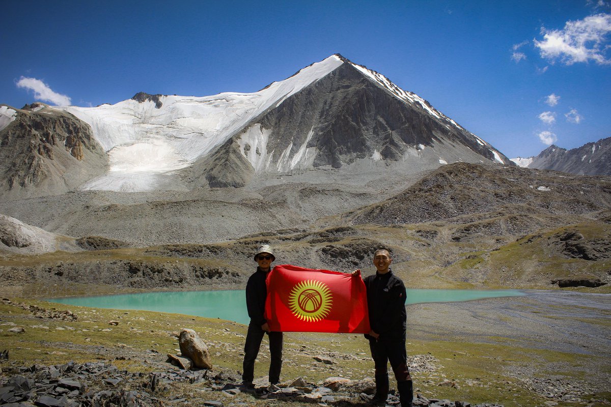Бүгүнкү эл аралык Тоо Гидтер күнү кут болсун, кесиптештер!
Happy international day of Mountain Guides, dear colleagues!🇰🇬🏔
<a href="/kyrgyz_twins/">Kyrgyz Twins Adventures</a> <a href="/maxsatowich/">Aidar Maksatov</a> <a href="/centralasiakg/">Central Asia Tours</a> <a href="/MarcelJaun/">Marcel Jaun</a> <a href="/Taalayb34054044/">1</a> <a href="/adis_kubatov/">Adis Kubatov</a> <a href="/indy_guide_com/">INDY GUIDE</a> ...
📍Pamir-Alay mountains, Sary-Mogol pass, peak 4700m
