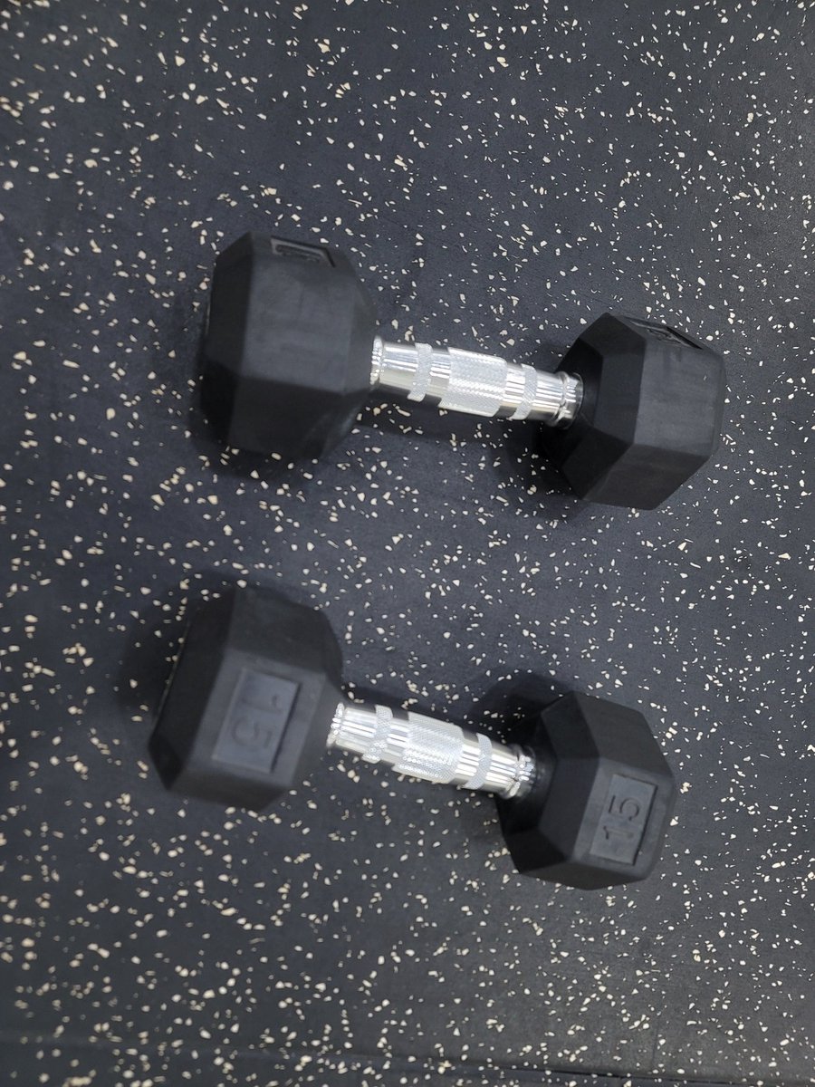 Leeji186's tweet photo. 630
20 sold out.

Cash in Burpee 100
DB/KB O.H Lunge (10 ... 1)
B/w Round 30sec Hold

#크로스핏 #crossfit #와드 #sweatday
#오운완 with @hello_everycup #teamBB https://t.co/w4KamnhLp2