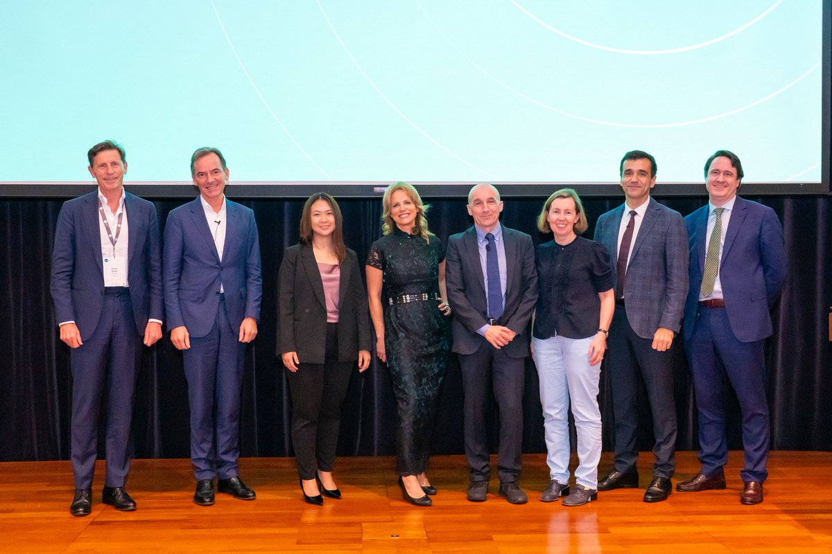 Last Friday on our Asia campus, we kicked off the Force for Good campaign celebrations! We thank everyone for their support as we continue to build on our mission of nurturing responsible leaders who transform business and society.   

#businessasaforceforgood #community #impact