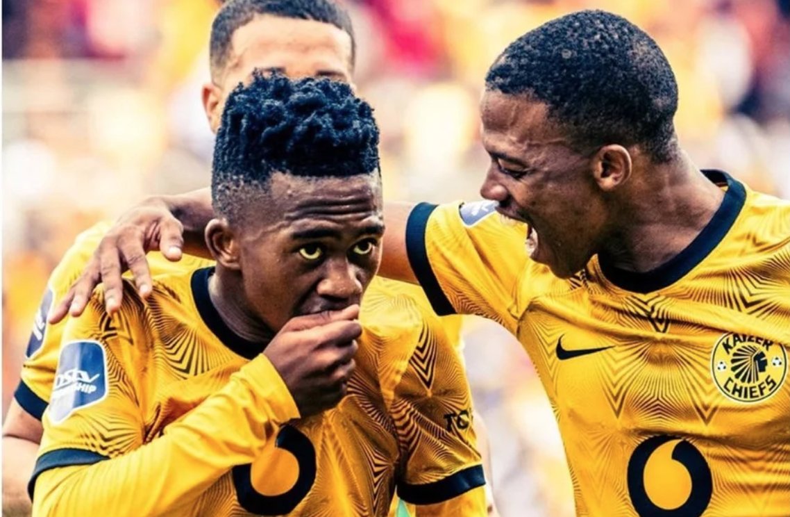 KickOffMagazine's tweet photo. The latest news regarding a Kaizer Chiefs' home defeat to Golden Arrows and ex-Chiefs assistant coach Farouk Khan has seen Kick Off's readers share their thoughts in the comment section. Join the conversation! π₯
Have a look! β‘οΈ https://t.co/ML6cQC20Vn
#KickOffCommunity https://t.co/g4vt8dVac4