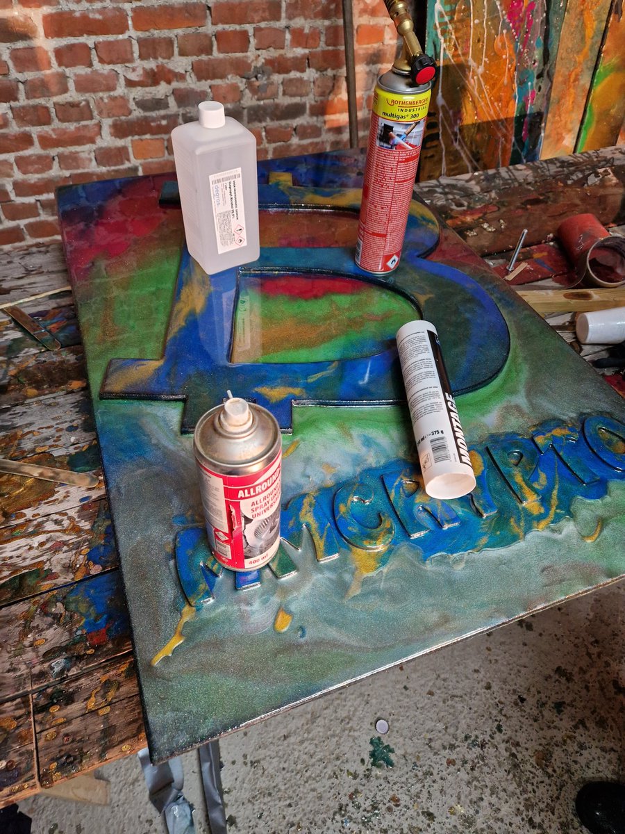 Soon ready.
<a href="/TheMoonCarl/">Carl Moon 🌙</a> 
<a href="/MMCrypto/">MMCrypto</a> 
Minting on #Ordinals 
Special gifts.

👇👇👇👇