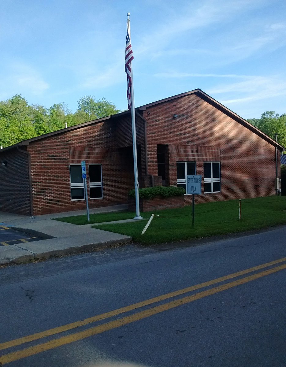 New town every hour on Twitter "Sophia, West Virginia Population