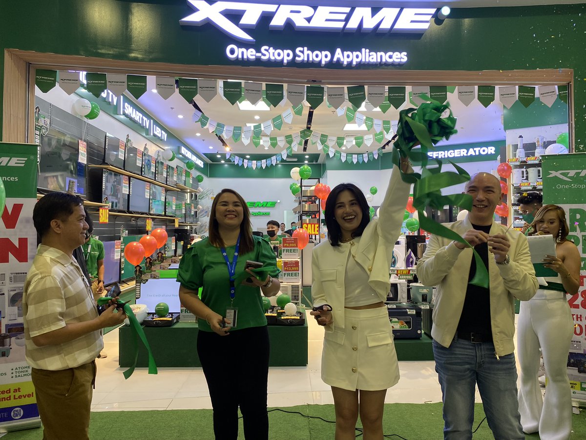 xtremeappliance's tweet photo. Maraming Salamat sa lahat ng XTREME Fam na nakisaya at bumili sa Grand Opening ng newest concept store in SM City San Jose Del Monte. 🤩 Nakisaya pa sa kanyang mga fans ang Kapuso actress na si @MyJaps. 🥳 Check the photo highlights to see more! https://t.co/lhbyMP7BBi