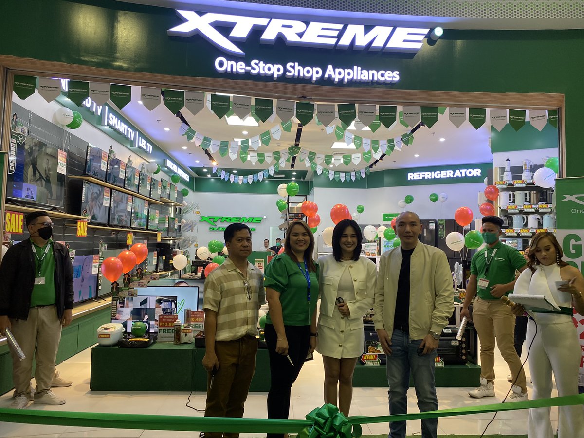 xtremeappliance's tweet photo. Maraming Salamat sa lahat ng XTREME Fam na nakisaya at bumili sa Grand Opening ng newest concept store in SM City San Jose Del Monte. 🤩 Nakisaya pa sa kanyang mga fans ang Kapuso actress na si @MyJaps. 🥳 Check the photo highlights to see more! https://t.co/lhbyMP7BBi