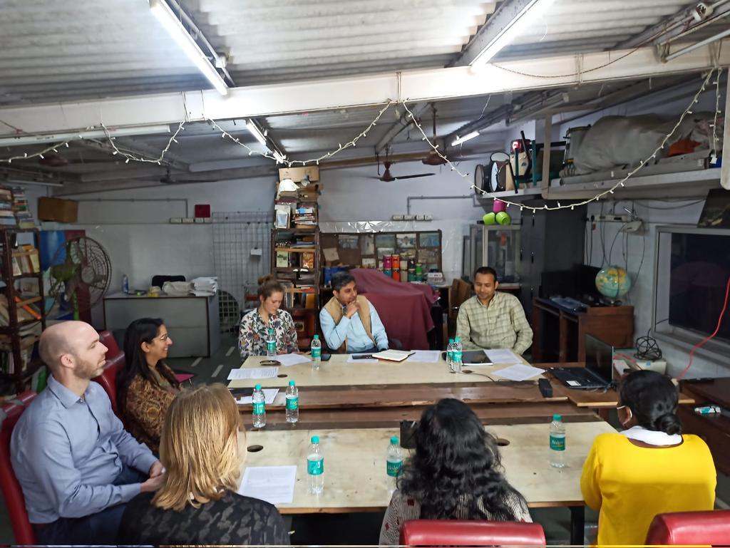 Had the pleasure of hosting the AHRC team led by @JaiGupte to our @Compound13Lab  for a short session on our engagement with the #wasterecycling community in Dharavi hosted by @acornindia1. With Prof @grahamjeffery and Dr Ben joining in via zoom (at wee hours from the UK).