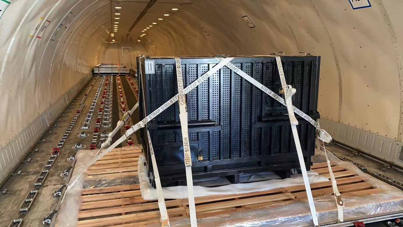 SF 順豊航空 シャンシャン B767 貨物機 アドベンチャーワールド パンダ SF 順豊航空 シャンシャン B767 貨物機 アドベンチャーワールド