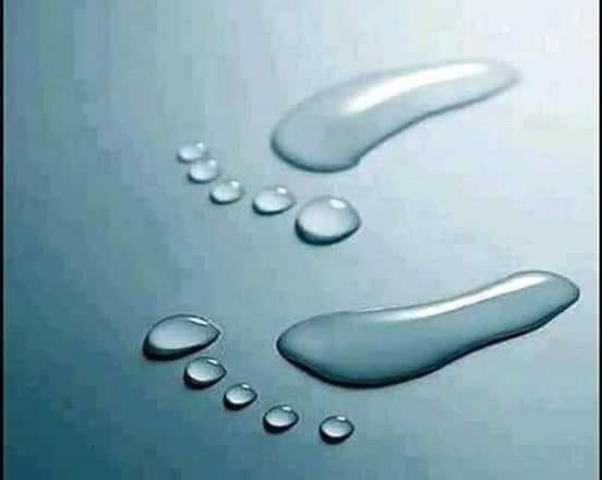 AdelAliBinAli's tweet photo. أتــركــوا خـلـفـكـم خـطـوات نـقــيـة كـنـقـاء الـماء🤍🤍 https://t.co/0g33qy1qID