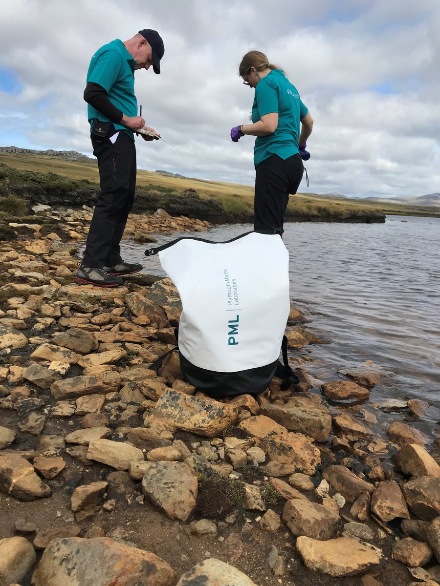PlymouthMarine's tweet photo. 👆 The team did some sampling from several estuaries for the #AgZero+ project before leaving the Falklands. They took measurements of dissolved #GreenhouseGases & their fluxes to the atmosphere in this pristine environment, which receives little pressure from human activities. https://t.co/0lrHe2Ui73