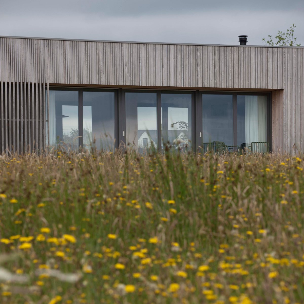 RIAS (@riasmembership) on Twitter photo 📣 #RIASAwards2023 Shortlist | Half of Eleven by <a href="/Dualchas/">Dualchas Architects</a>
This new home for a young family on the #IsleofSkye, features a low-lying, subtle design that blends with the exposed landscape & ensures that it could be easily constructed on a limited budget.
bit.ly/3IqhhPu 📣 #RIASAwards2023 Shortlist | Half of Eleven by <a href="/Dualchas/">Dualchas Architects</a>
This new home for a young family on the #IsleofSkye, features a low-lying, subtle design that blends with the exposed landscape & ensures that it could be easily constructed on a limited budget.
bit.ly/3IqhhPu