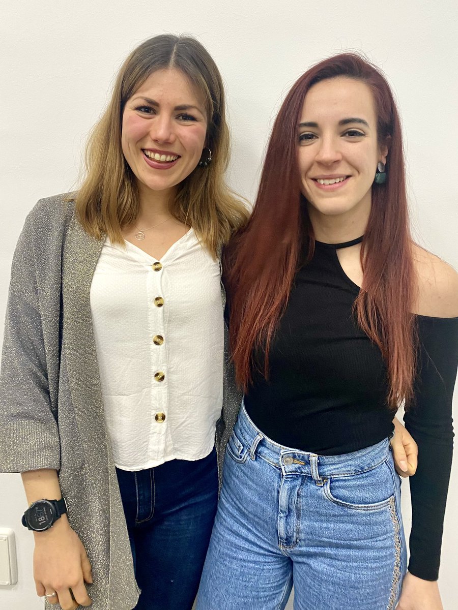 UGRmemory's tweet photo. ¡Enhorabuena a #MartaReyes y #RaquelLezama por su pase a la final del concurso #3MT en @CanalUGR! 🏅Sois un ejemplo de buen hacer y esfuerzo 👏🏻 https://t.co/IQQVRcXMqS