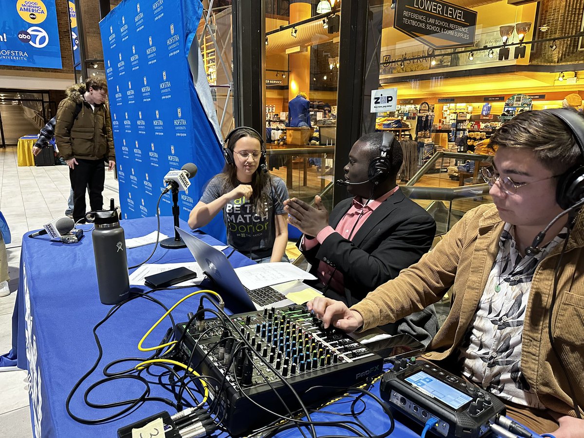 Awesome turnout today for the @BeTheMatch bone marrow drive broadcast live on <a href="/ABC7NY/">Eyewitness News</a> &amp; <a href="/GMA/">Good Morning America</a>. Plus - our own <a href="/wrhuradio/">WRHU Radio Hofstra University</a> is doing it’s morning show live!