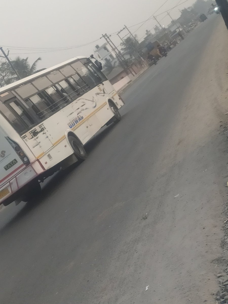 Chetankrraj's tweet photo. Centre Code -1118,Dist-Purnia
माoशिक्षा मंत्री जी,
इस स्कूल में मैट्रिक और इंटर के छात्रों का परीक्षा केंद्र #BSEB के द्वारा निर्धारित किया जाता हैं।लेकिन यह स्कूल #NH131-A के बिल्कुल सामने हैं,जिससे दुर्घटना की संभावना बनी रहती हैं
इसलिए इस केंद्र को बदल दिया जाय
@ProfShekharRJD https://t.co/91Uly7IbNb