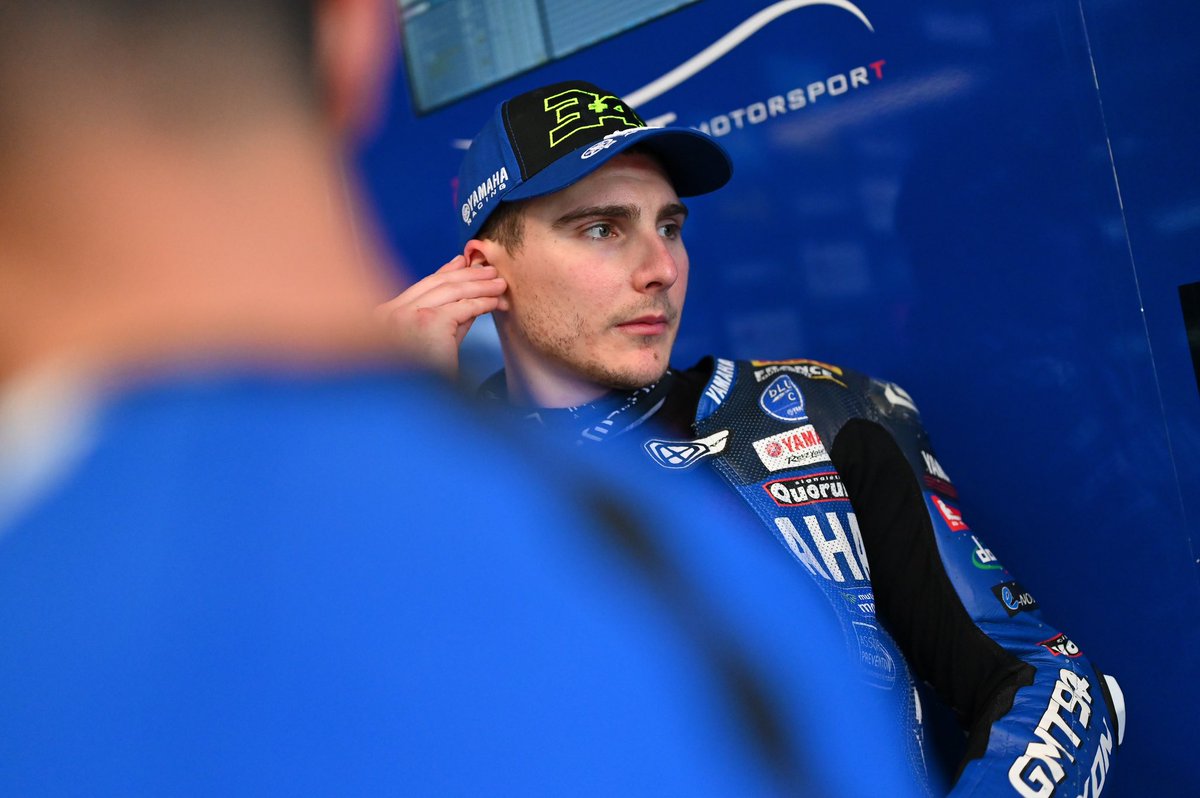 7balda's tweet photo. Test Done ✅ Race Weekend ahead! Let’s Go 🚀✊🏻✊🏻✊🏻 🇦🇺 #gmt94yamaha #yamaharacing #just1helmets #ixon #patamotorsport #worldsbk https://t.co/vKq6cNMPZg