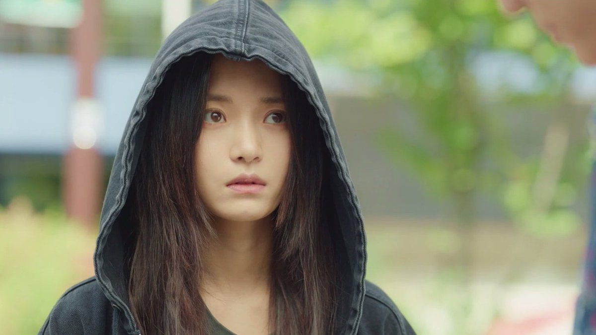 So the reason why Kim Dal became a huge fan of Yeonwoo is that he was ...