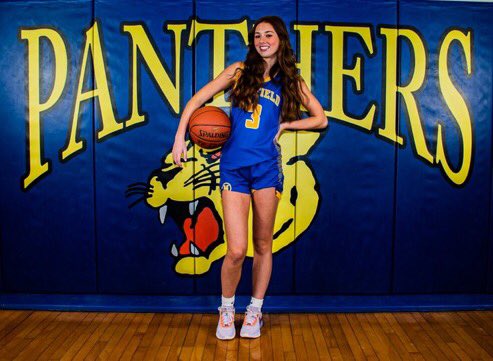 Girls 🏀 spotlight <a href="/GirlsMCS/">MCS Girls Basketball</a> Junior Cloey Dopp. Has already amassed 1230 career points (2nd in school history) Cloey has nailed 213 career threes (9th All-time) and hit 64 threes this season. Averages 20.2 points per game with highs of 36, 25(2x) and 24 <a href="/Miller247Time/">Ashley Miller</a>