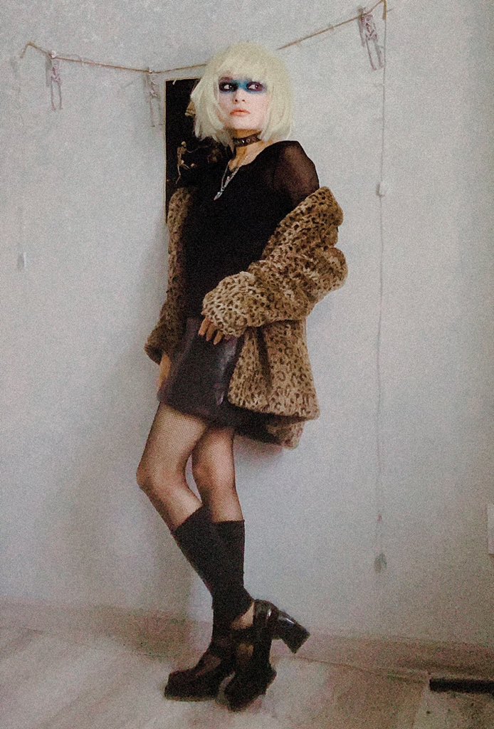 sleazy_art's tweet image. Hehe, I made a look a like for #Pris from #bladerunner