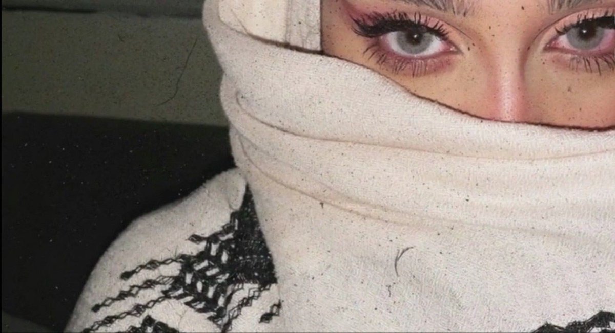 غناج tweet media