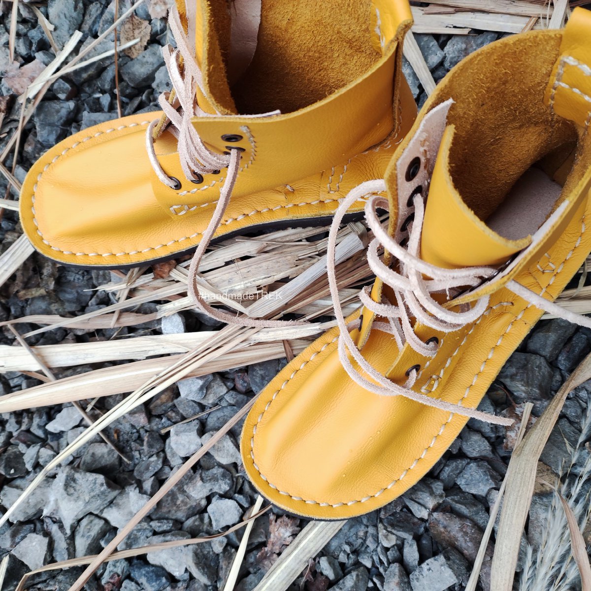 TrekLeather's tweet image. etsy.me/3XStctE

Time limited dark yellow leather TREK shoes
#Basic7 model. Come and have one!
Visit our #etsystore #trekleather