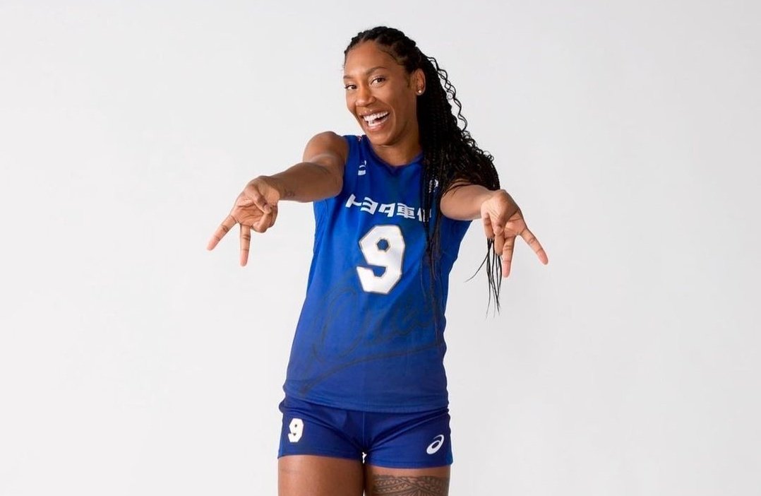 🇹🇷Galatasaray, 🇺🇲Danielle Cuttino ile anlaşmaya vardı.

(LGDS)