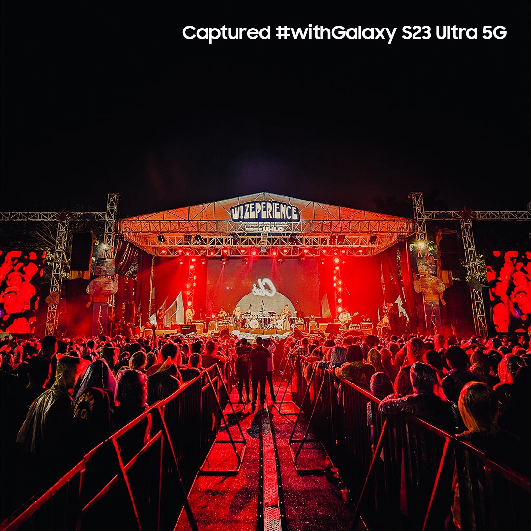 samsungID's tweet photo. Now it's time for you to #ShareTheEpic and win the #GalaxyS23 Ultra 5G! How? Check this thread!

Choose one of these #23EpicNightShot captured #withGalaxy S23 Ultra 5G. 

Repost, write your version of the caption &amp; use all these keywords 200MP, Nightography, Galaxy S23 Ultra 5G. https://t.co/odFkhfCaKt