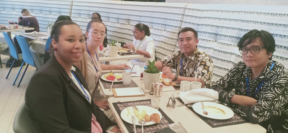 Gef6I's tweet photo. #Collaboration
Had a wonderful breakfast/meeting with Delegates from Cabo Verde, Ms. Helena Silva, that showing interest and to collaborate further in Gender Frameworks. 
#caboverde @WWF @theGEF @BeritaKKP @djpt_kkp @kkpgoid https://t.co/kIsaLcpBGb