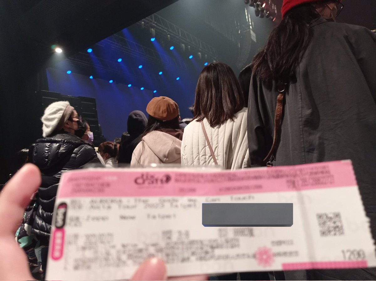 H2O1412's tweet image. 第一次聽演唱會耶
#Aurora2023