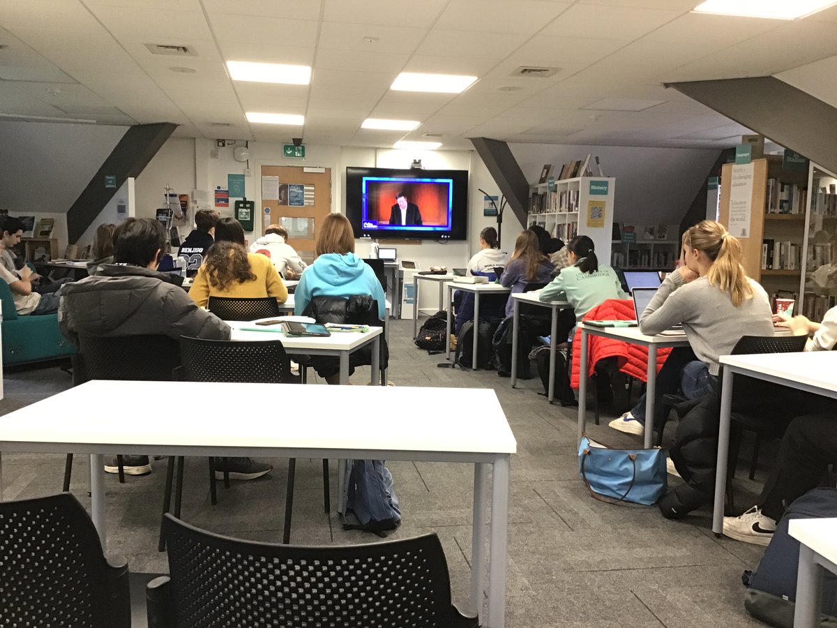 SPFSchools's tweet photo. Our Sixth Form Historians from Year 12 and Year 13 came together to spend a virtual day at the History in Action Conference.
Find out more: https://t.co/BMzQuj4RoV
#History #SPFSixthForm https://t.co/6rFJWwHuaY