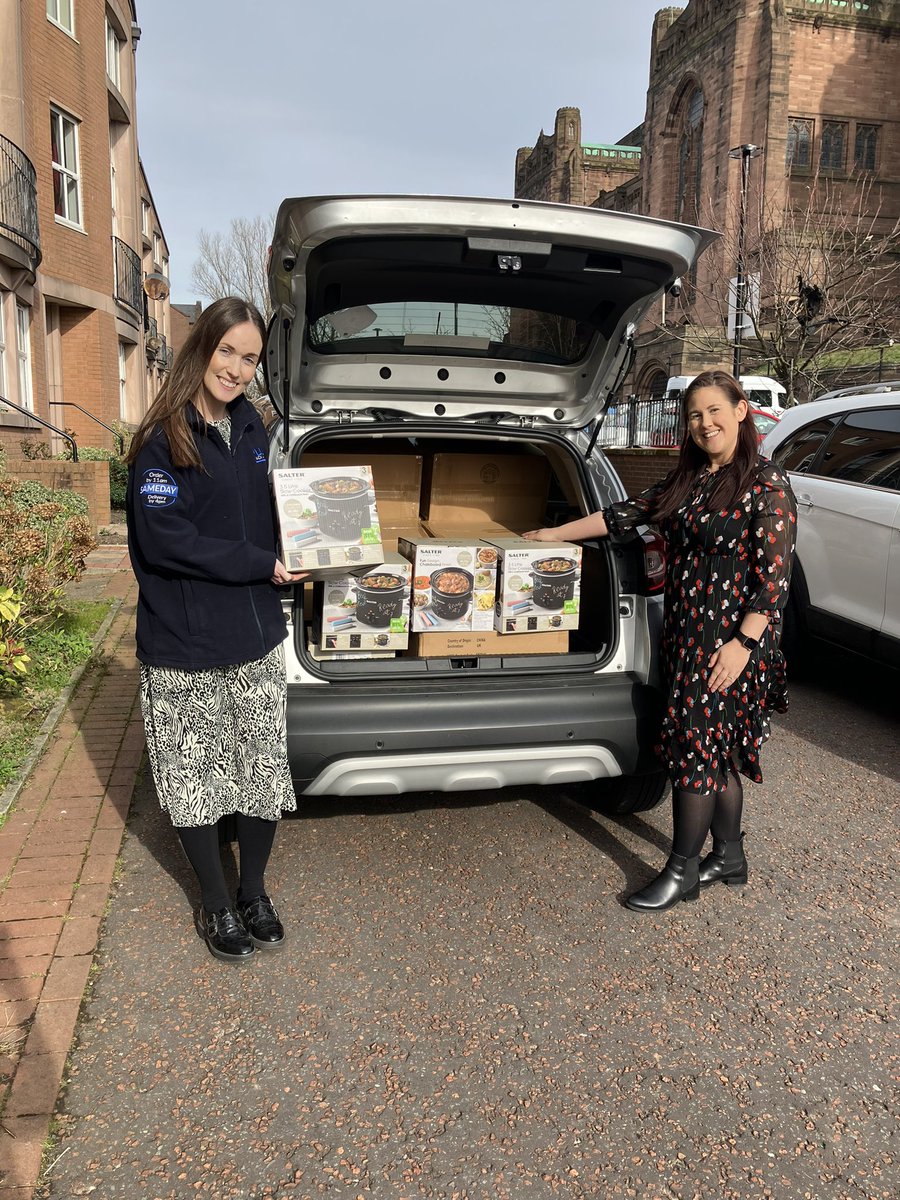 Thank you so much to the wonderful team <a href="/PlusPackaging1/">PlusPackaging</a> for donating 30 slow cookers for the Fed Up community cooking courses #GoodFoodForAll #GoodBusiness <a href="/AlchemicKitchen/">The Alchemic Kitchen, North West</a> <a href="/goodfoodlpool/">Good Food Liverpool</a>