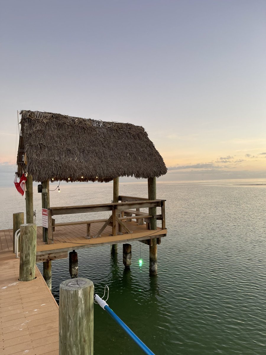 klee1530's tweet photo. Today’s classroom!😎☀️Pigeon Key Marine science Research Center for the win! Thank you Jani Chollman. These 17 students are going to have a blast! https://t.co/0ALtoqooH5