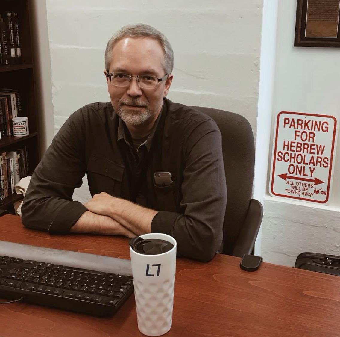 _BINNYTHOMAS's tweet photo. Michael Heiser was generous with his intellect and research. Man who is unafraid of tricky topics.  His understanding of the Hebrew is broader and richer. RIP  🙏🏼
#Michaelheiser #RIPmichael https://t.co/WifJVhPtBW