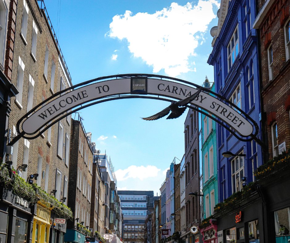 molinarepost's tweet photo. We're so lucky to call this our home. 

#CarnabyStreet #CreativeIcon #Creative #RockNRoll #London #Mood #Vibes #PostProduction #Soho https://t.co/Mj6bJXSbiS