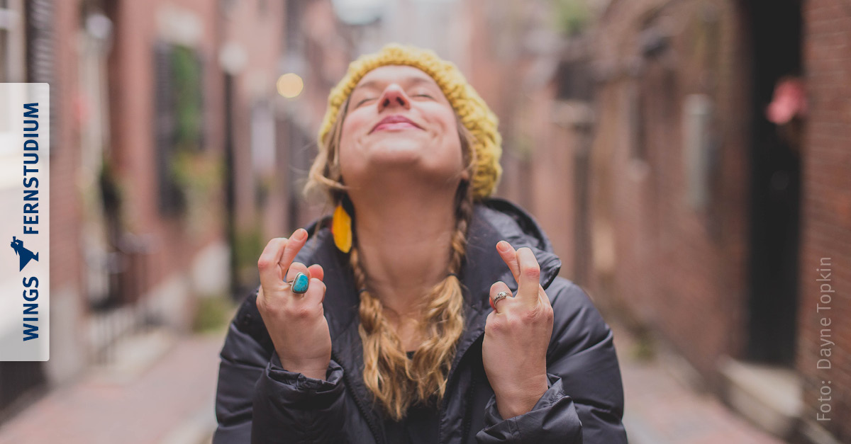 Am Samstag treten viele von euch zur Prüfung an - wir wollen euch deshalb einen kleinen Gruß senden und sagen: Ihr schafft das! Wir drücken euch fest die Daumen. 🍀 

Bild: © Dayne Topkin / unsplash.com