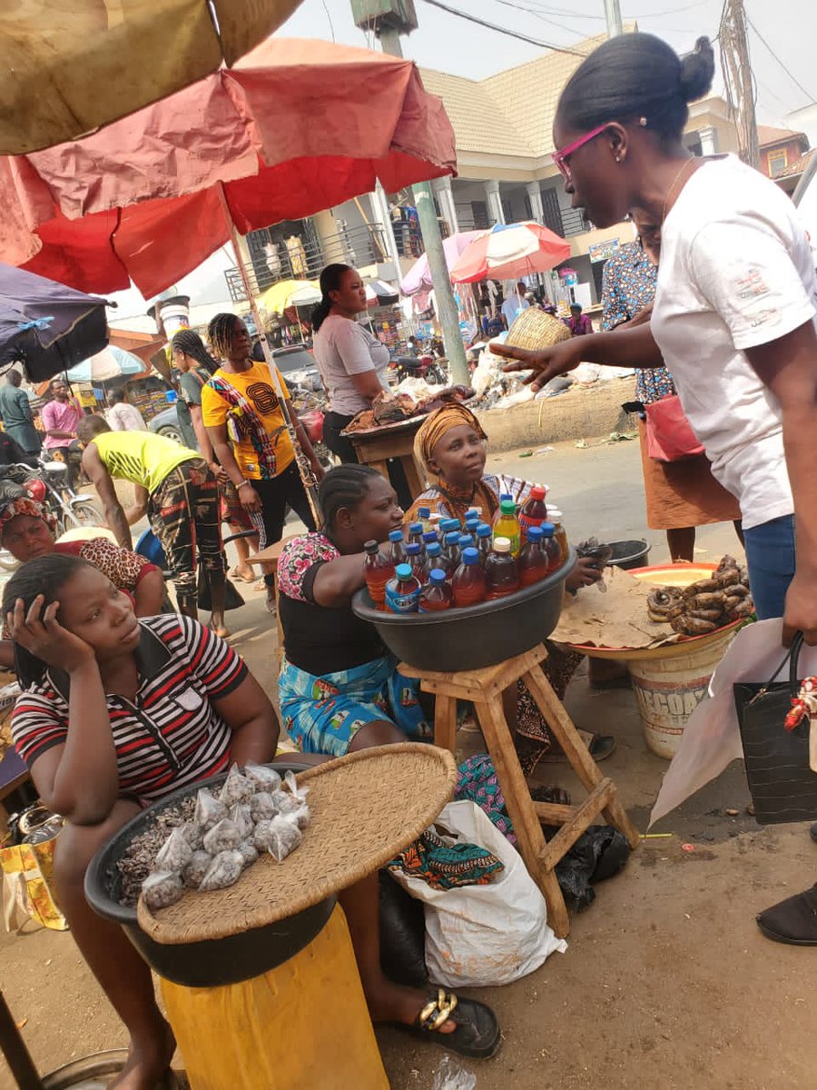 BigifNGO's tweet image. Every election is determined by the people who show up - #LarrySabato

Massive mobilisation ongoing to ensure more women political participation ahead of the general elections.
#NigeriaDecides2023 
#StopVAWIP
@NLinNigeria 
@mamacash 
@macfound 
@FordFoundation 
@NigeriaScale