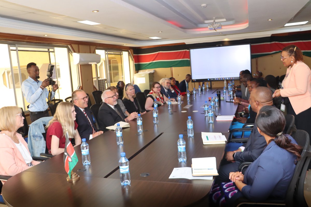 NYC_YouthVoice's tweet photo. Partnership for expanding the reach of our programs among the youth.
 
We are today delighted to host the @spreadtruth team from the USA, courtesy of @Spread_truthKE.This is through the leadership of Sec Youth Development @rochieng Ag. CEO @MargaretKiogora and ED.@HamisiKirenga.. https://t.co/x8dLbtRvuv